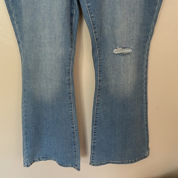 NWT Sonoma Flare Jeans. Size 18 - Picture 3 of 9